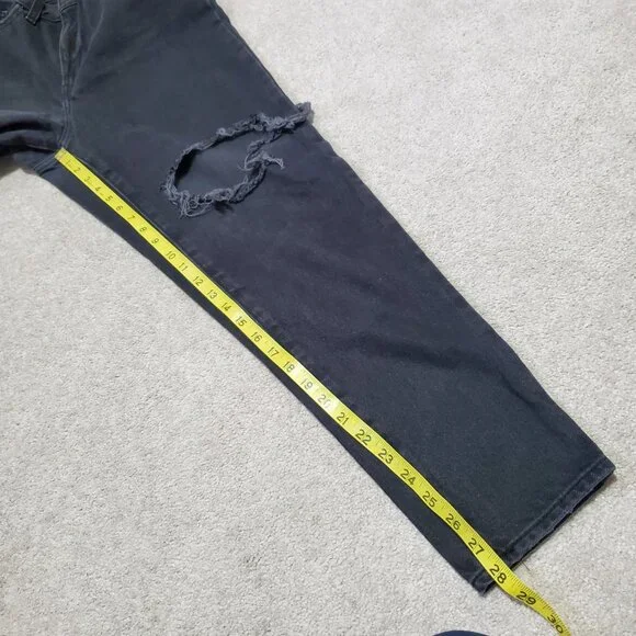 LEVI'S High Waisted Mom Jean Tapered Leg Stretch Distressed Black Women 28 x 28" - Picture 15 of 16
